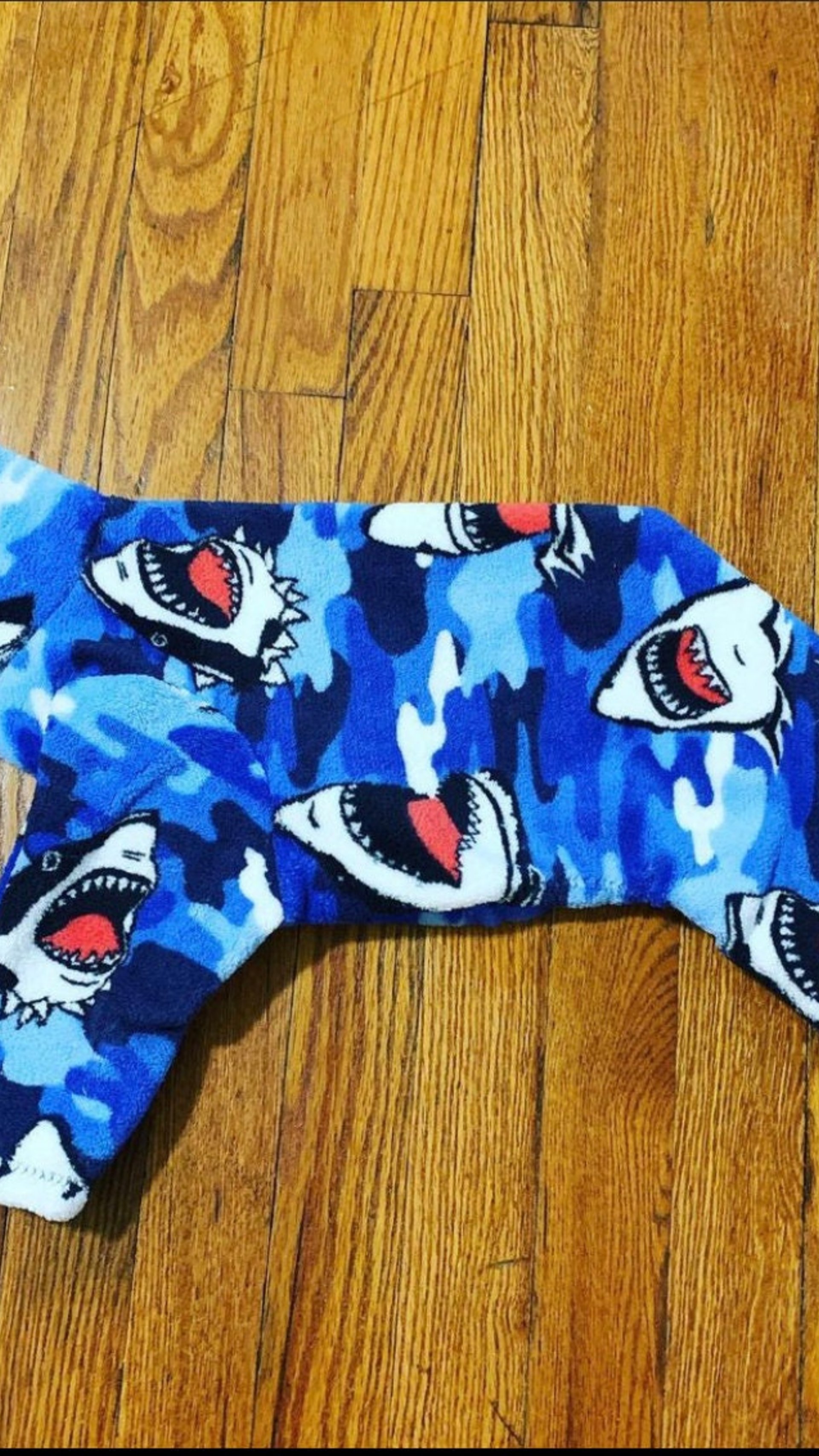 SuperFuzz Sharks - 2 Leg & 4 Leg